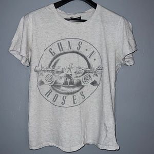 Women’s Guns N Roses Tee Size Large